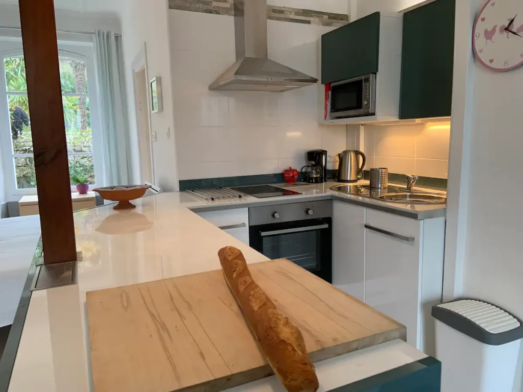 Studio - Kitchen 2