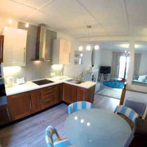 Split - Open plan room
