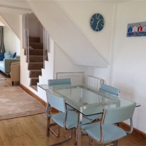 Penty - Dining Area