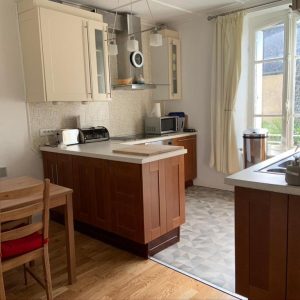 Middle - Kitchen room with dining area